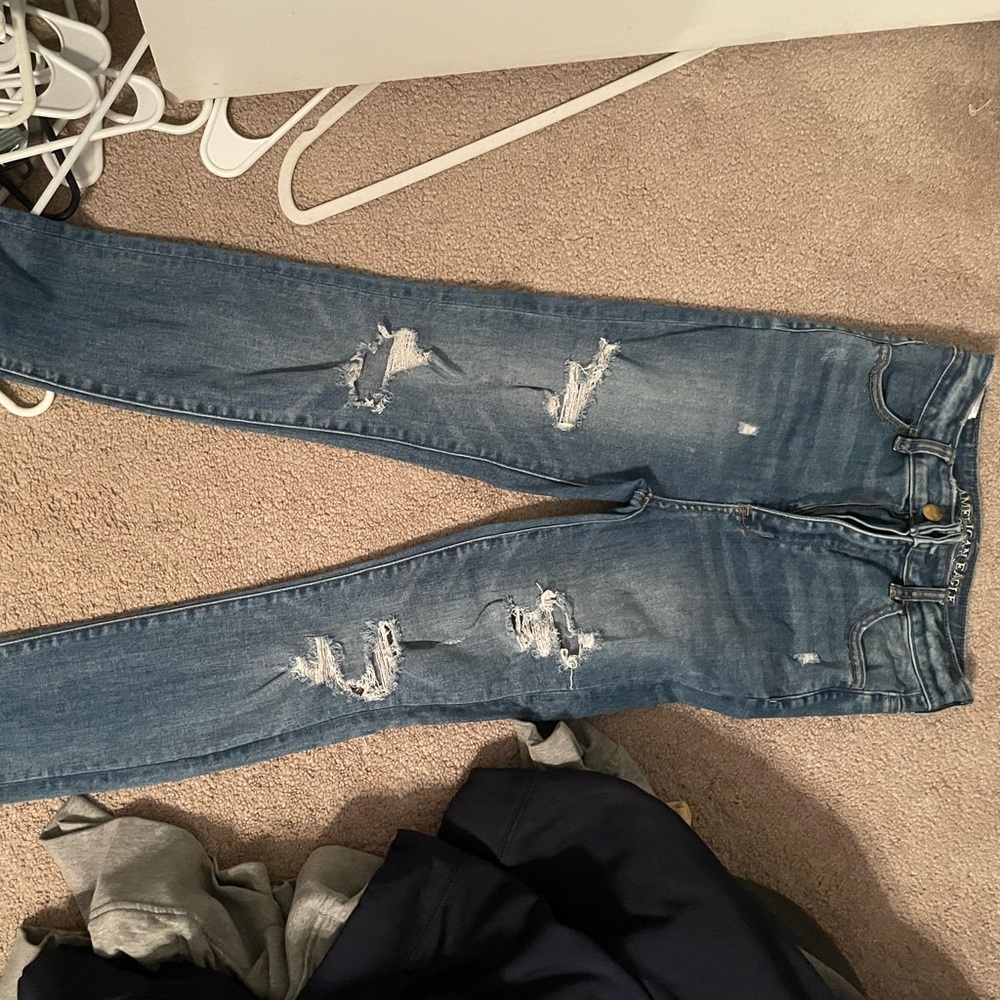 American Eagle Distressed Skinny Jeans